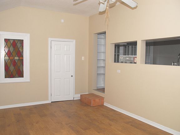 5th image of 1888 Karolina Ave