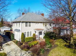 1062 Nicholson Ave, Lakewood, OH