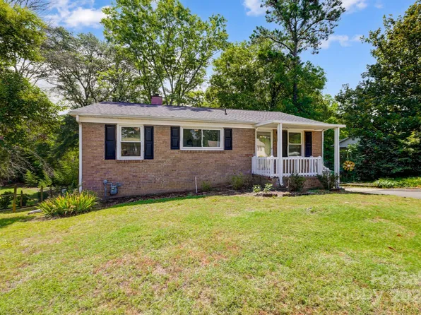 117 Marine Dr, Pineville, NC 28134