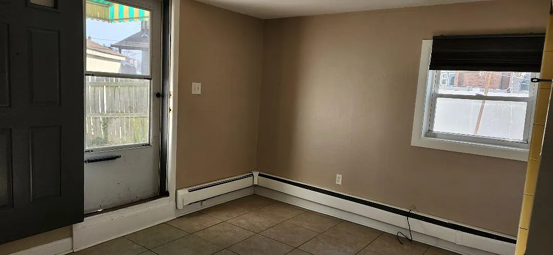 1 bed, $1,195 — Photo 2