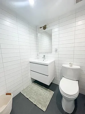 Rented by Compass | media 9