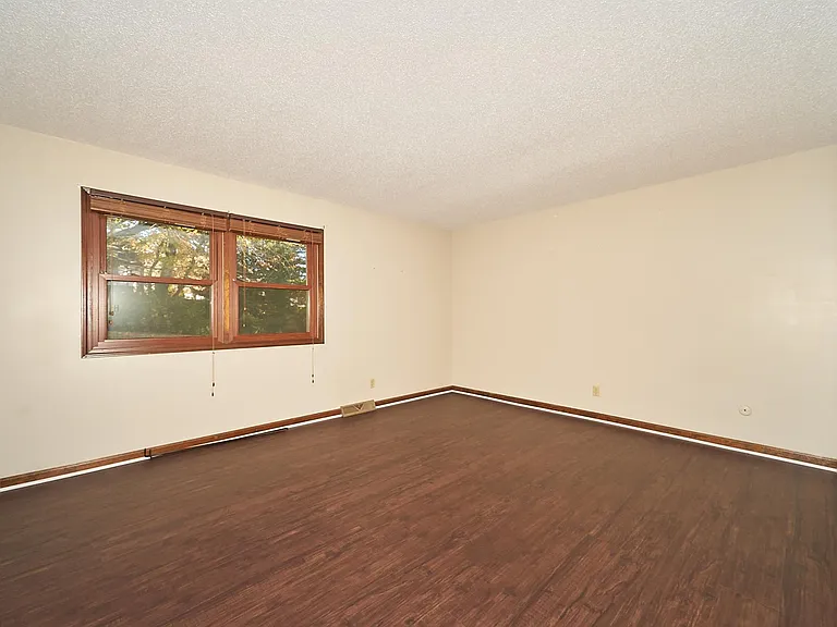 149 Springs Ct — Photo 10