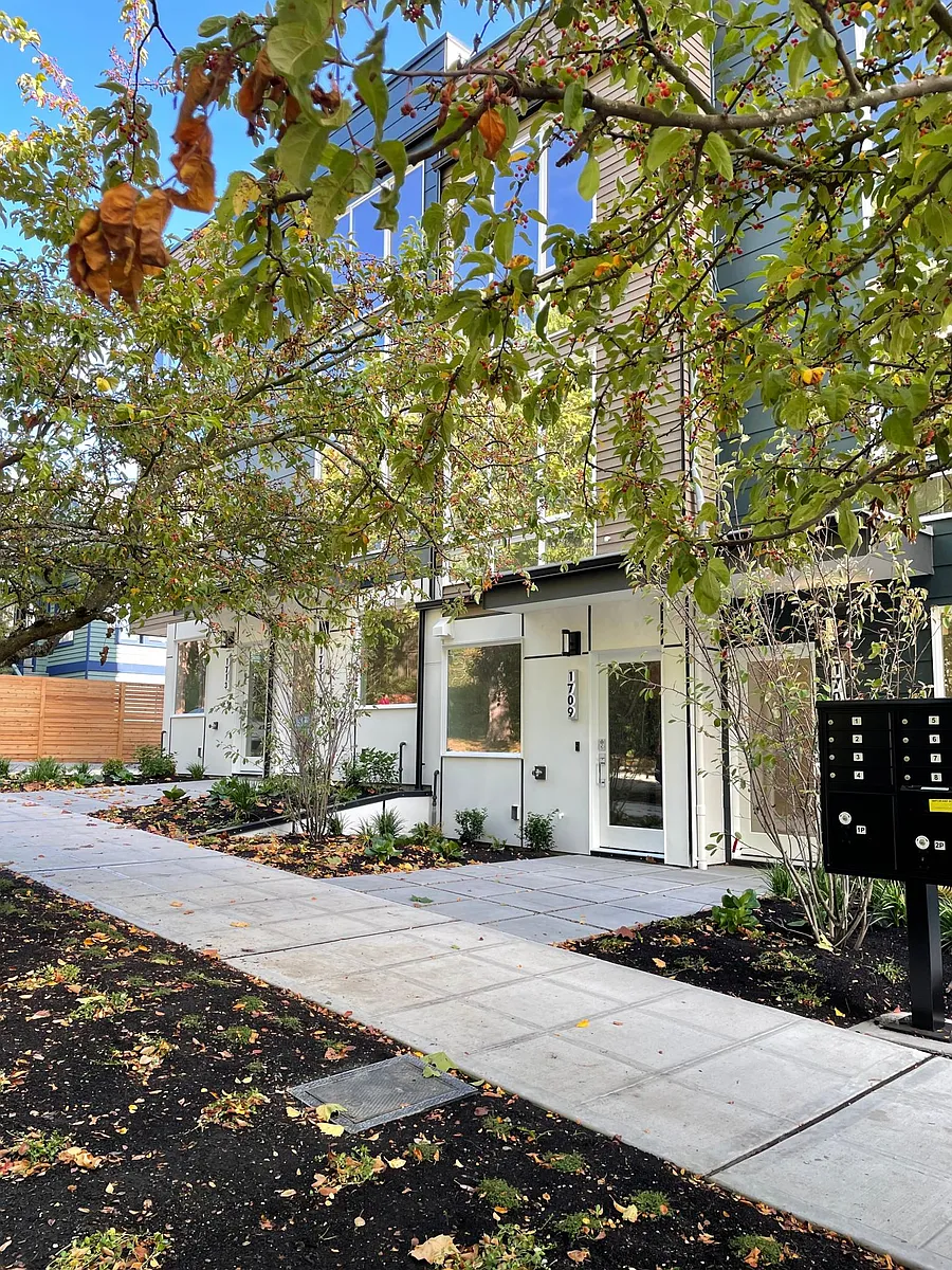 Building Photo - 1709 N 42nd St