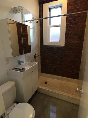 Rented by Zone Corp | media 42