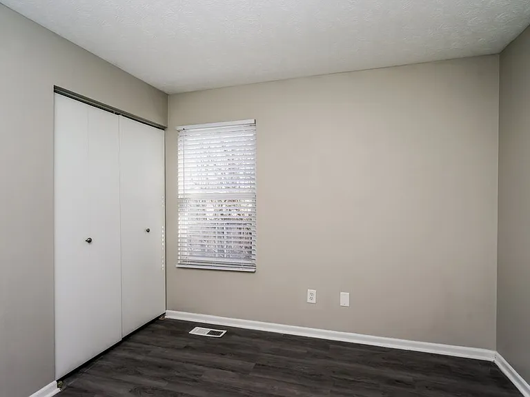 6311 Hackel Dr — Photo 12