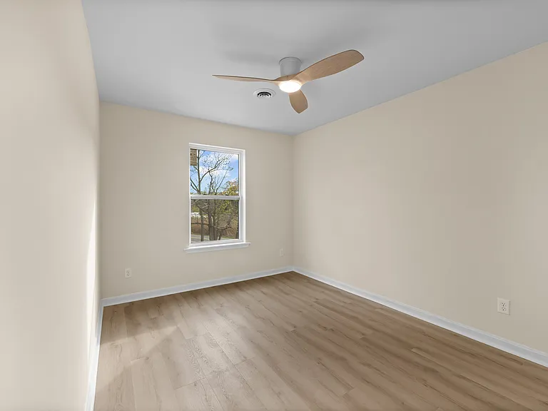 1512 Lincoln Rd — Photo 27