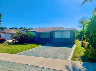 2634 Wiley St, Hollywood, FL 33020