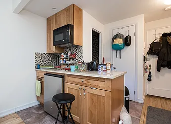 Rented by Emor Management Inc.