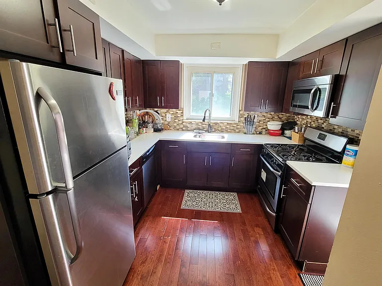 616 Liberty Ave — Photo 8
