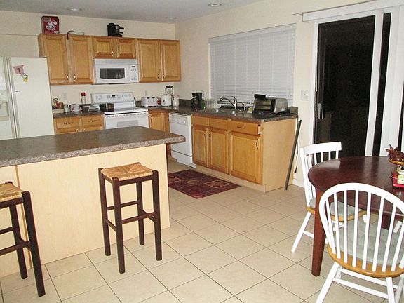 311 Kitchen