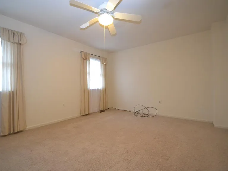 700 Rife Rd #11F — Photo 13