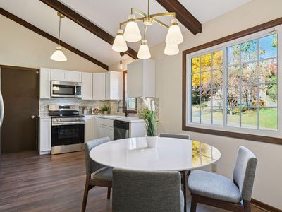 12525 Porcupine Ct, Eden Prairie, MN, 55344