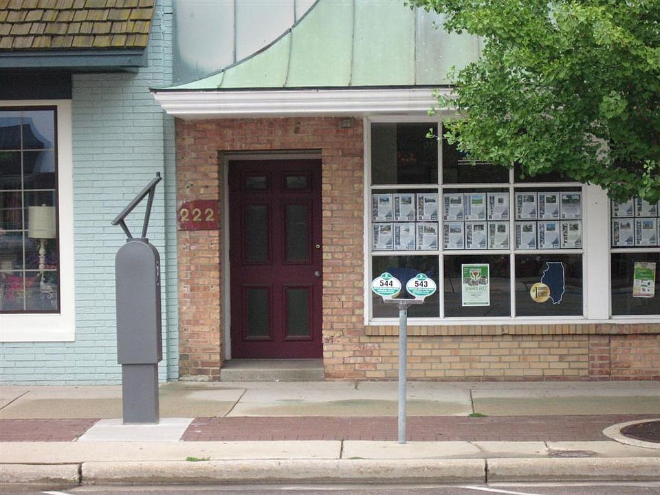 2nd image of 222 Broad St