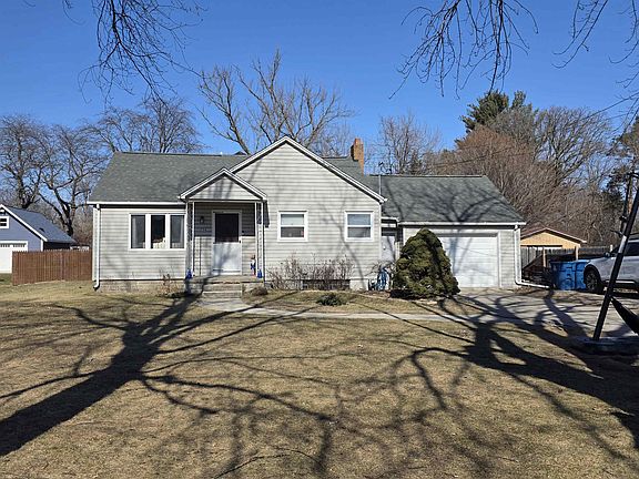 5th image of 1708 W Ridge Rd