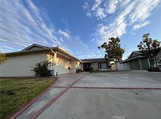 19714 Steinway St, Santa Clarita, CA 91351