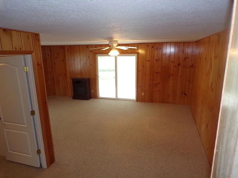 14780 Lickley Rd — Photo 8