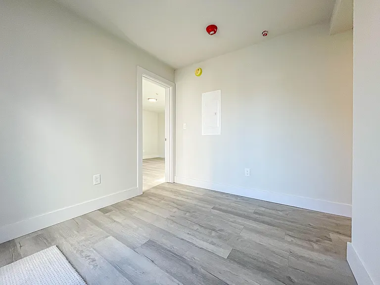 265 Cottage Rd #6 — Photo 30
