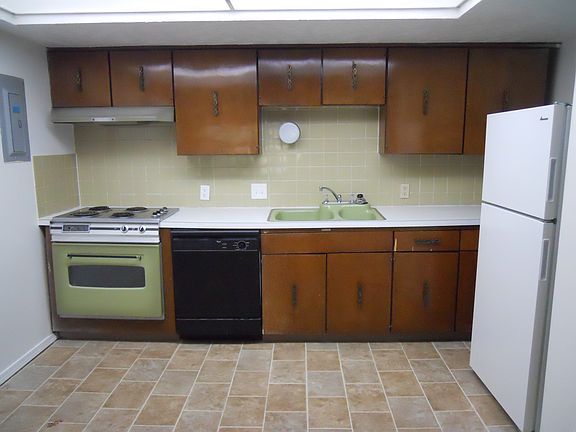 5th image of 2006 W 27th St #3