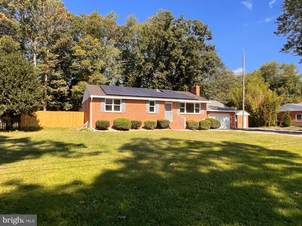 129 Kingston Dr, Bear, DE 19701