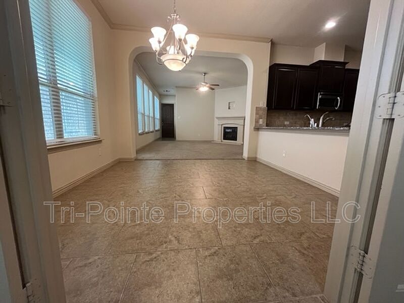 181 Carrington Ln, Lewisville, TX 75067 Zillow