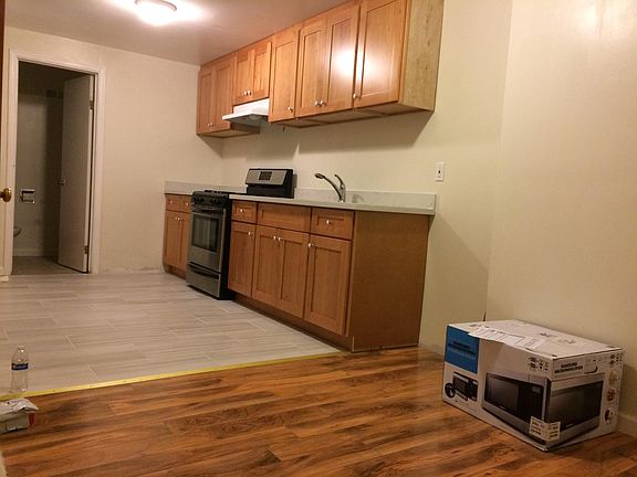 Kitchen and eat-in area