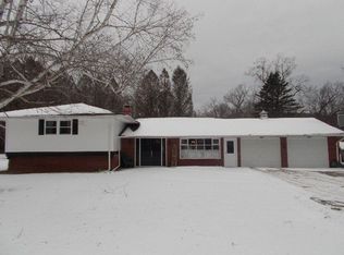 25 Meadowbrook Dr, Canaseraga, NY 14822