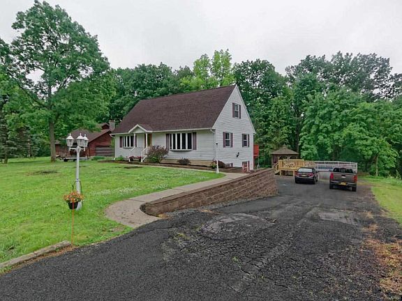 2nd image of 61 Timber Dr