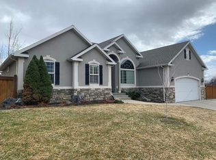 978 E Center St, Pleasant Grove, UT 84062