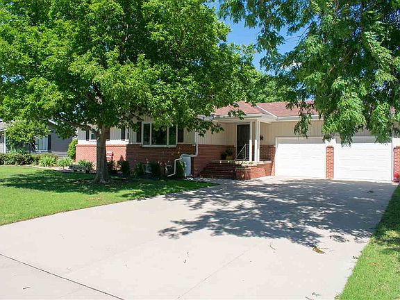 5th image of 218 Northridge Dr
