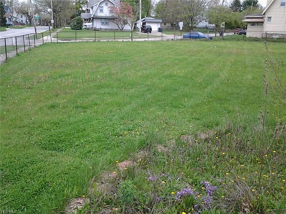 2nd image of Eastland Ave