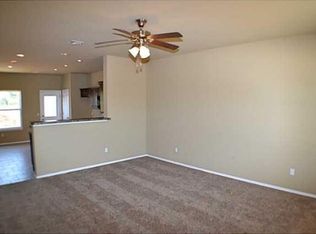 7100 Meadow Lake Dr, Yukon, OK 73099
