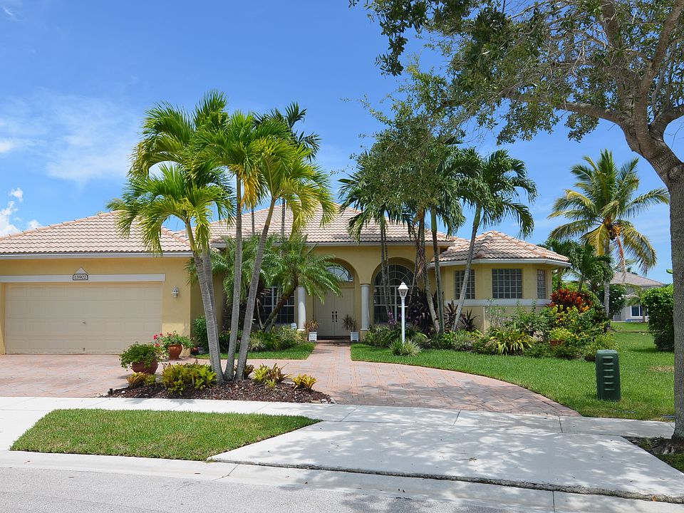 1st image of 13902 NW 13th St
