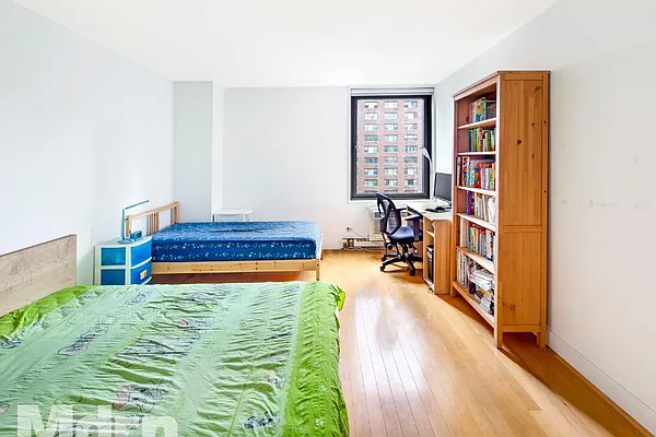 Rented by Mdrn Residential | media 19