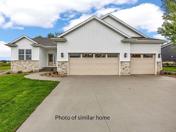 5th image of 1511 Cardinal Dr