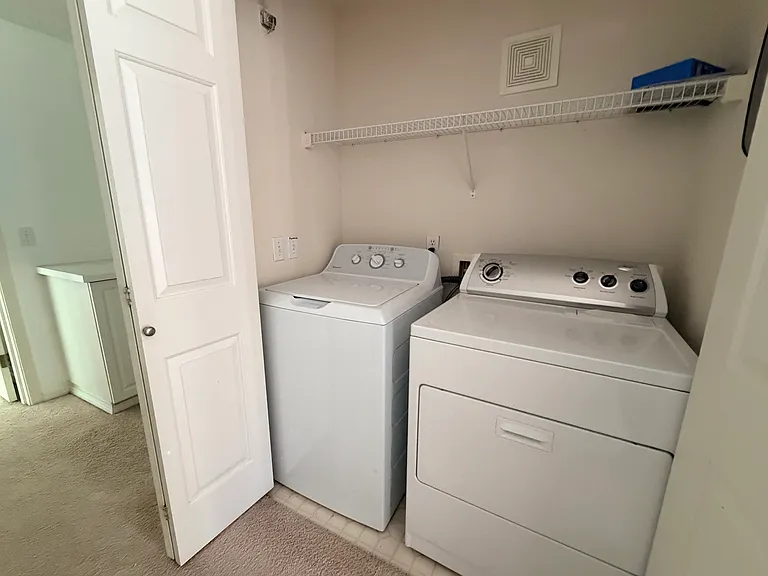 2078 Newport Way NW #103 — Photo 7