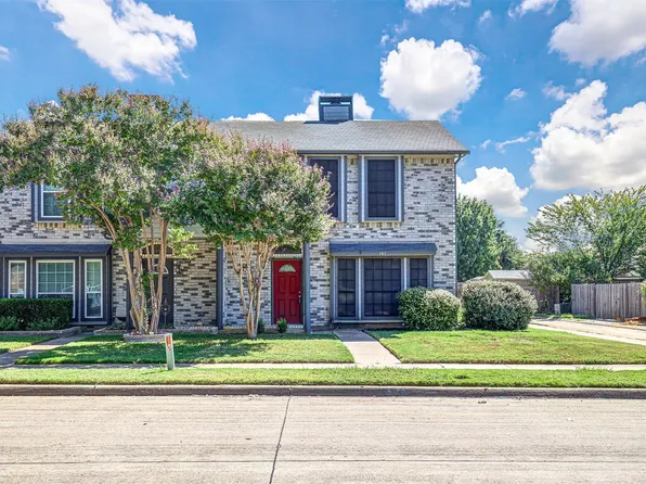 707 Essex Pl, Euless, TX 76039