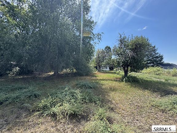 3rd image of 3522 E Menan Lorenzo Hwy