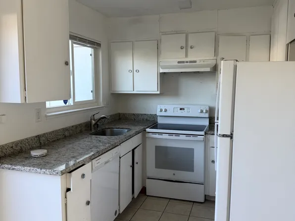 111 Freeway Dr, Napa, CA 94558