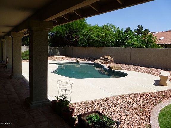 3rd image of 5721 W Dublin Ln