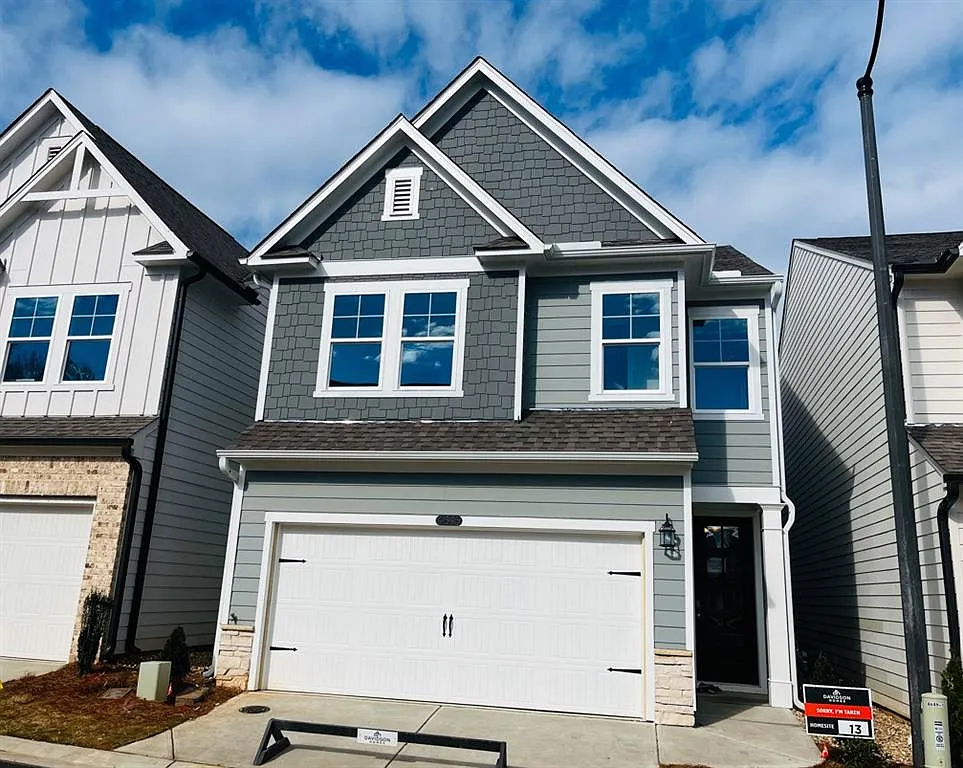 3 bed, 2.5 bath, 2038 sqft, $2,790 — Photo 1
