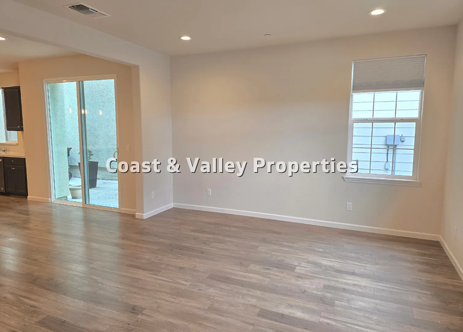 Marina Home for RENT — Photo 2