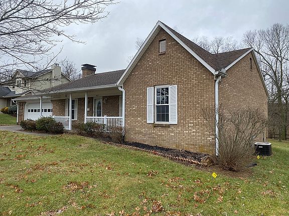 4th image of 757 Isaac Shelby Cir W