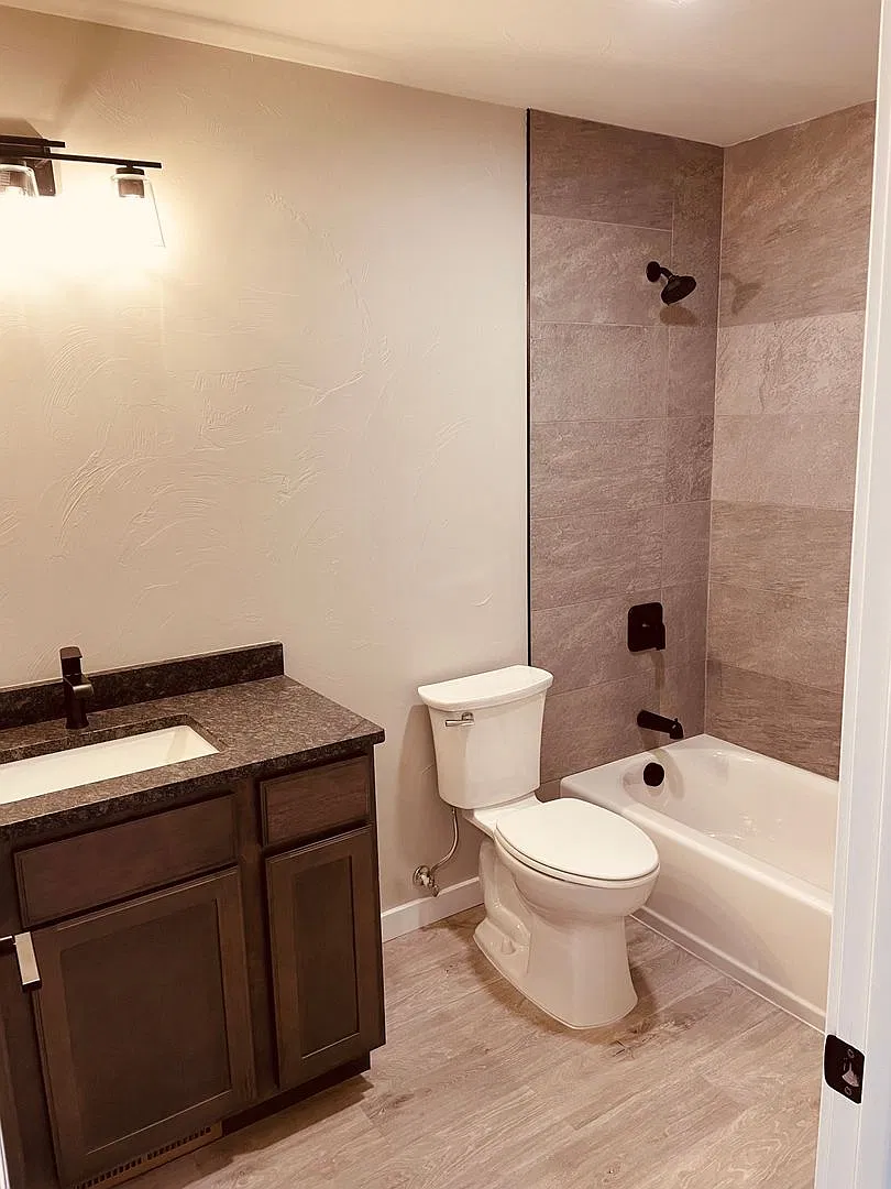 3 bd/2.5 ba — Photo 4