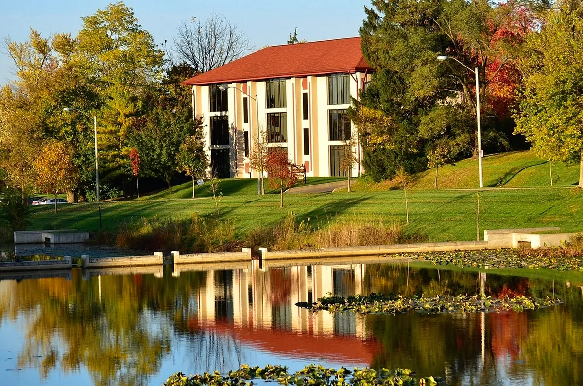 Building Photo - Waterview Apartments