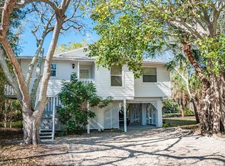 213 Gladiolus St, Anna Maria, FL 34216