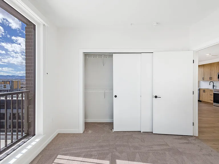 Oso Apartments — Photo 160
