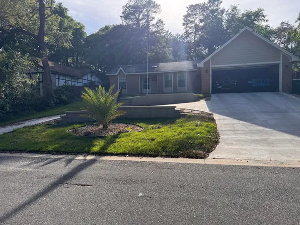 1102 Phyllis Ave, Niceville, FL 32578