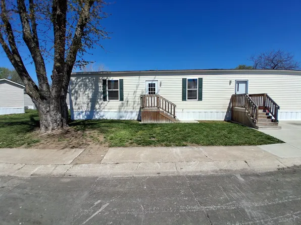 17311 E Us Highway 40 Trailer J33, Independence, MO 64055