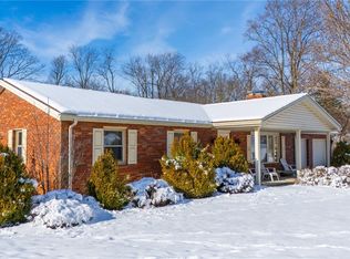 67156 S Almar Ln, Saint Clairsville, OH