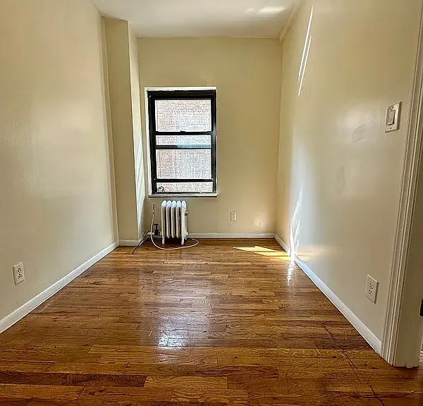 316 Lexington Ave #4E — Photo 2